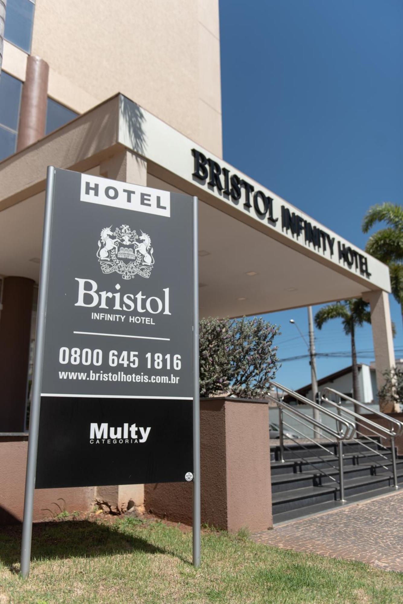 Bristol Infinity Rio Claro Hotel ภายนอก รูปภาพ