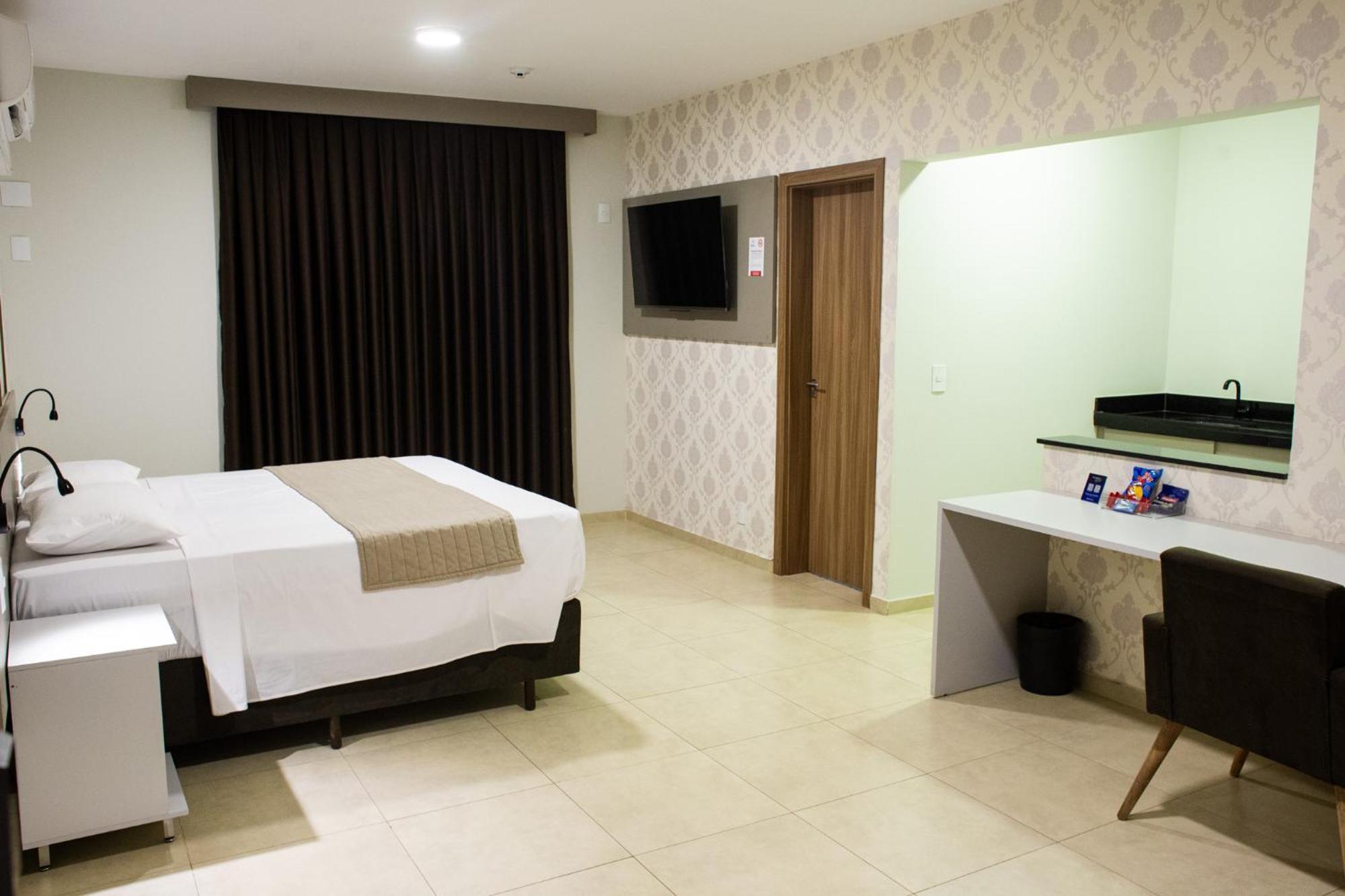 Bristol Infinity Rio Claro Hotel ภายนอก รูปภาพ